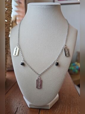 Razor Blade Necklace 🖤